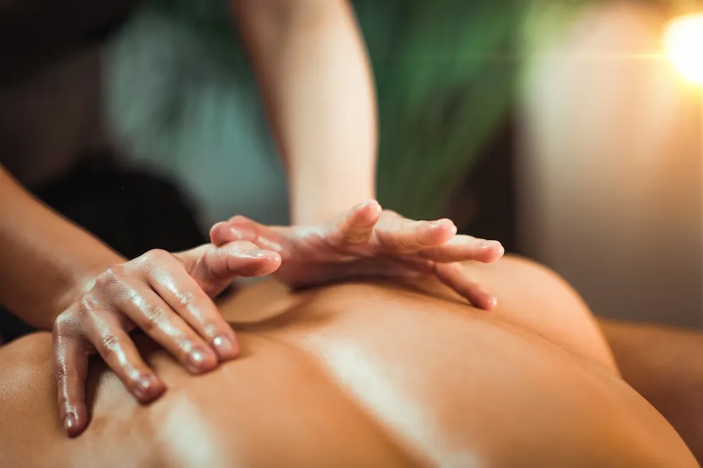 AROMATHERAPY MASSAGE